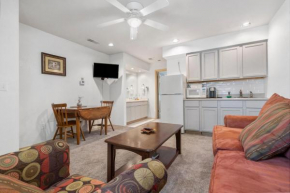 Swansons King Suite
